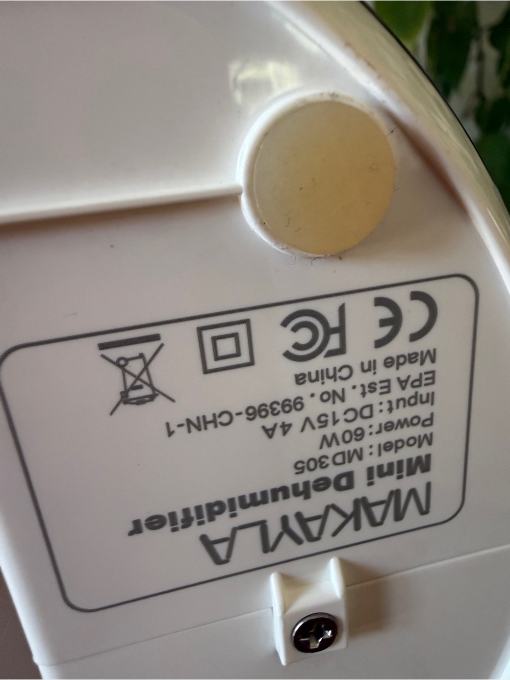 Makayla White Portable Humidifier / Diffuser - Picture 11 of 13